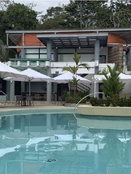 on-vacation-panama-hotel-Summit-Rainforest