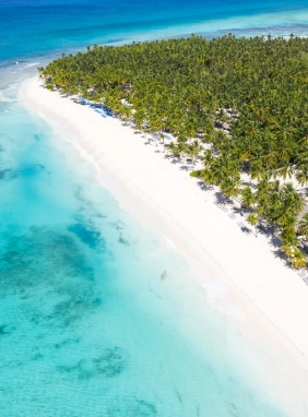 Es uno de los destinos turísticos más visitados de República Dominicana, sus hermosas y paradisíacas playas atraen a miles de viajeros.
Isla Saona