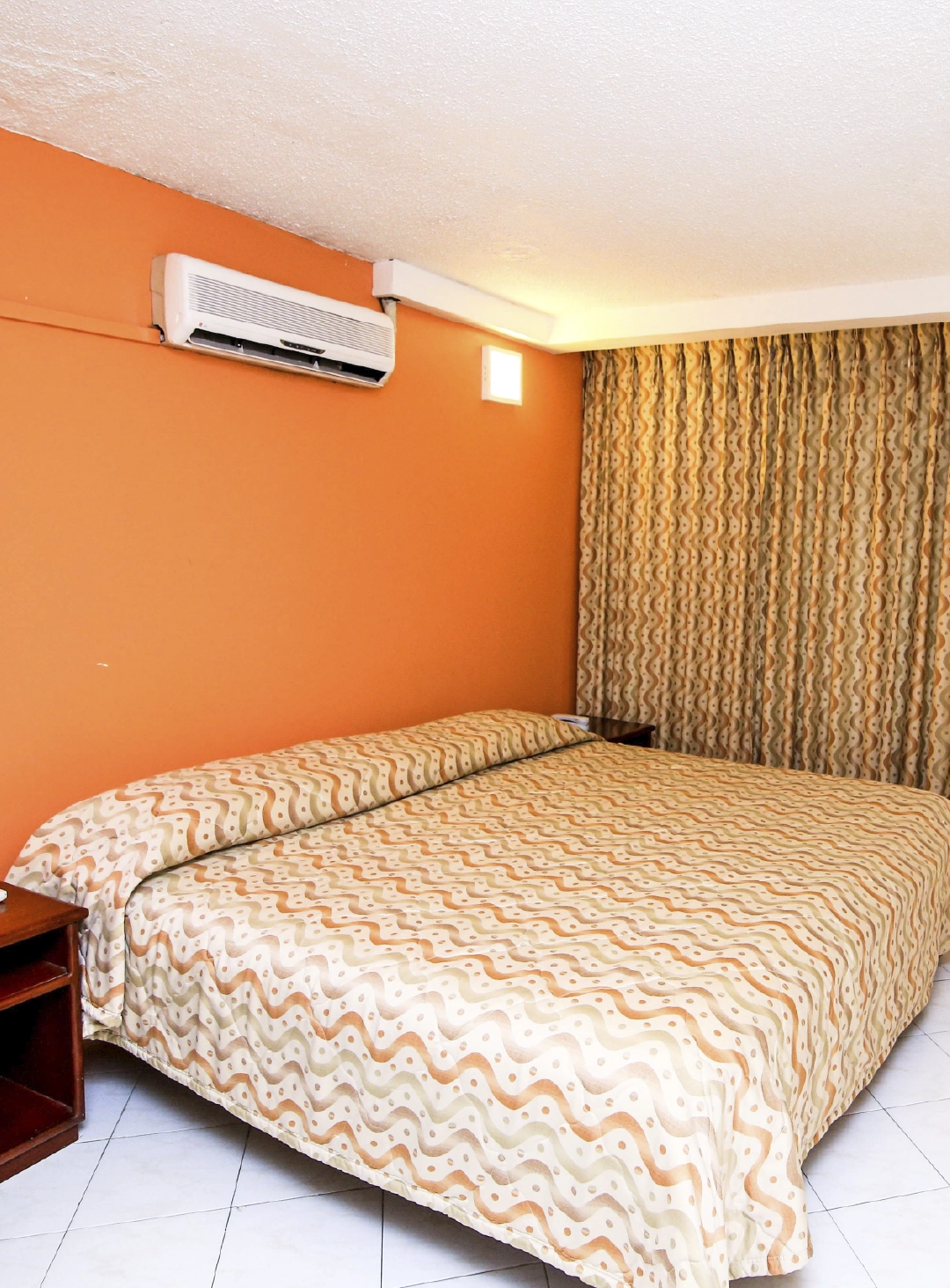 1 cama doble, capacidad: 2 personas
Estándar Doble