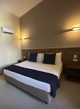 1 cama doble con capacidad para dos personas.
Est&aacute;ndar Doble